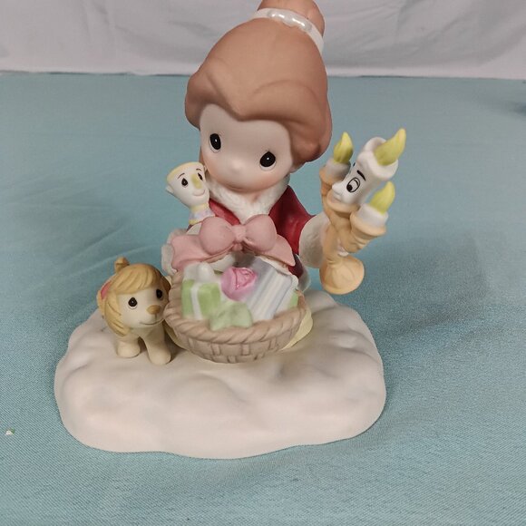 E3-1 Precious Moments Disney Figurine “It’s In The Giving That We Receive” - Picture 1 of 7